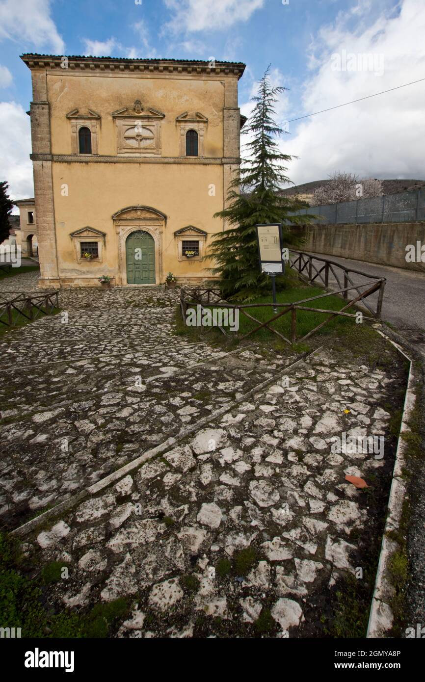 Church Santa Maria Valleverde, Barisciano, L'Aquila, Abruzzo, Italy, Europe Stock Photo