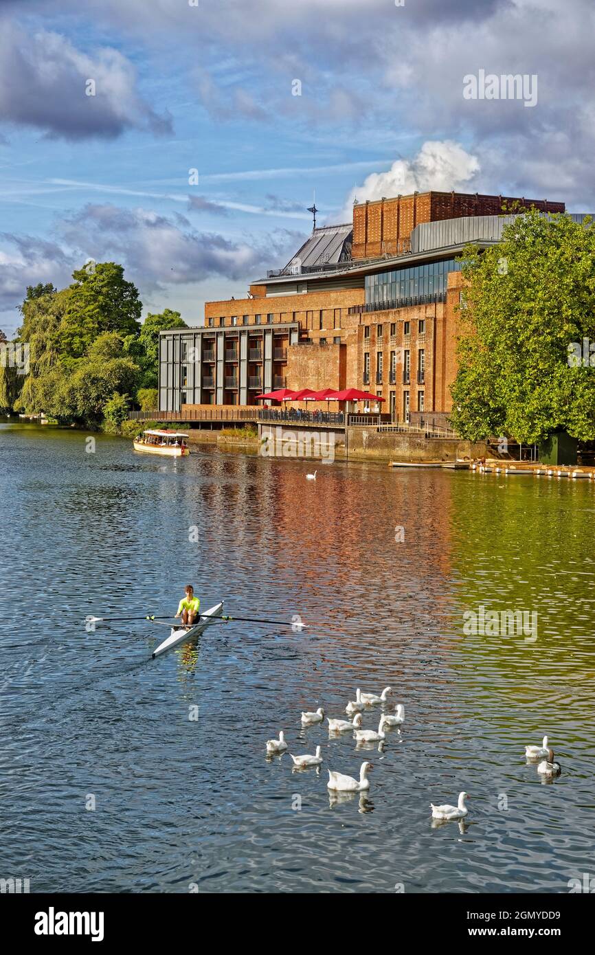 River Avon and the Royal Shakespeare Theatre at Stratford-upon-Avon, Warwickshire, England. Stock Photo