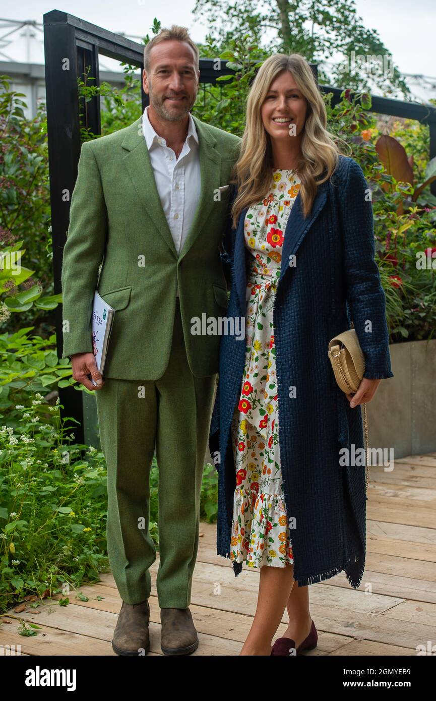 Chelsea, London, UK. 20th September, 2021. Ben Fogle and his wife Marina. It was busy day at the Press Day for the first Autumnal RHS Chelsea Flower Show. The show was cancelled last year following the Covid-19 Pandemic Credit: Maureen McLean/Alamy Stock Photo