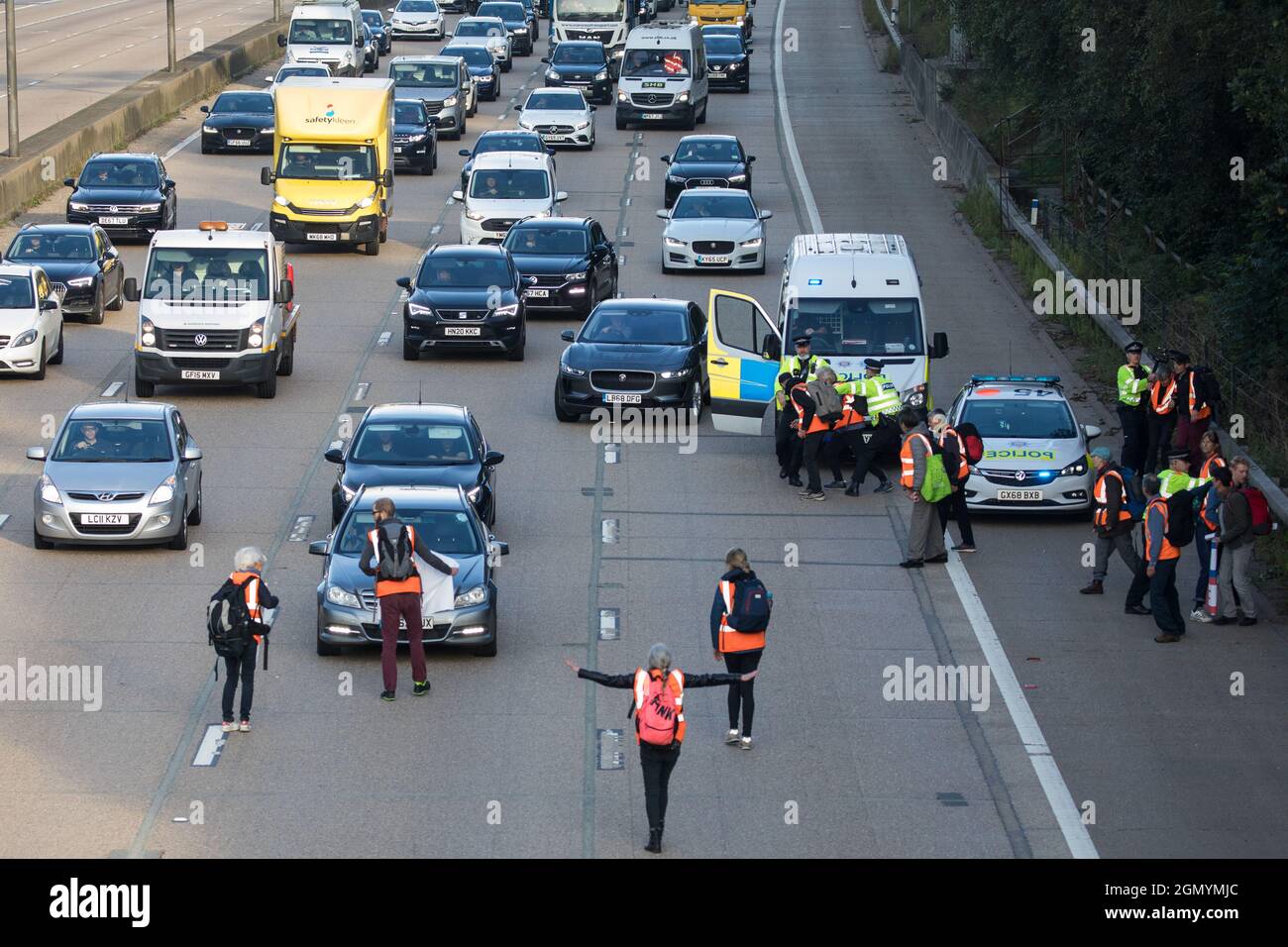 page 2 protest m25 high resolution stock photography and images alamy