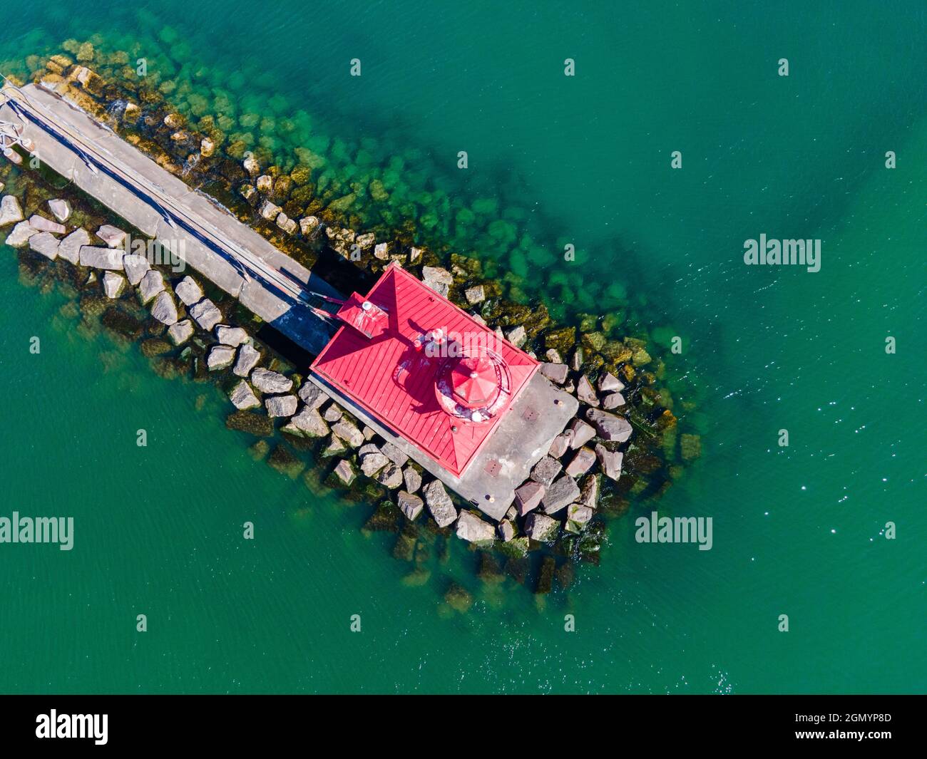 Photograph of the Sturgeon Bay North Pierhead Lighthouse, Lake Michigan