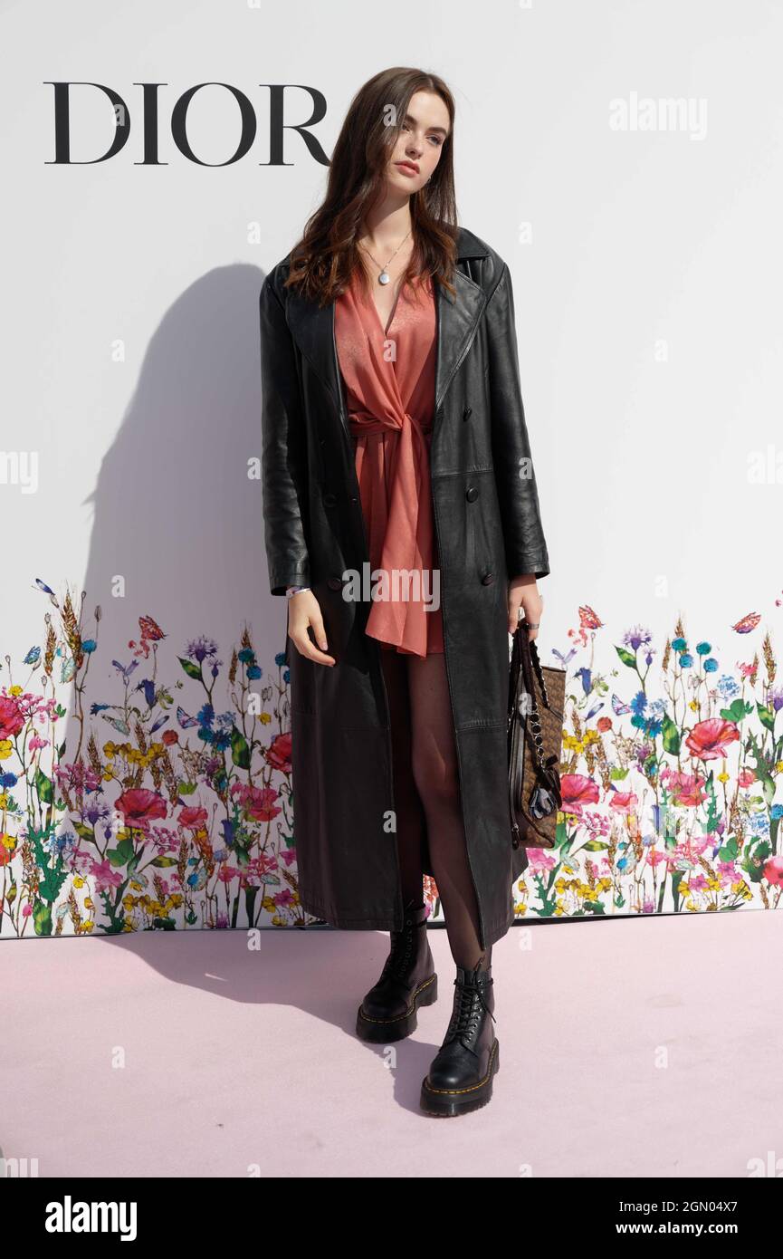 Duesseldorf, Germany. 21st Sep, 2021. Model Fabienne Bethmann comes to the 'Miss Dior Millefiori Pop-Up' at the Königsallee. Credit: Henning Kaiser/dpa/Alamy Live News Stock Photo