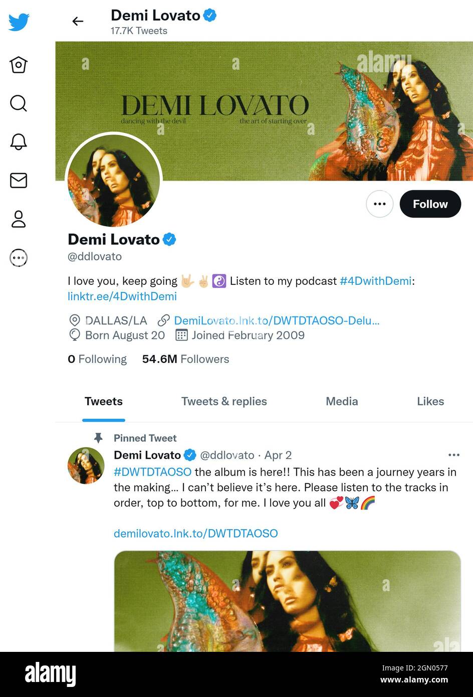 Twitter page (Sept 2021) of Demi Lovato Stock Photo