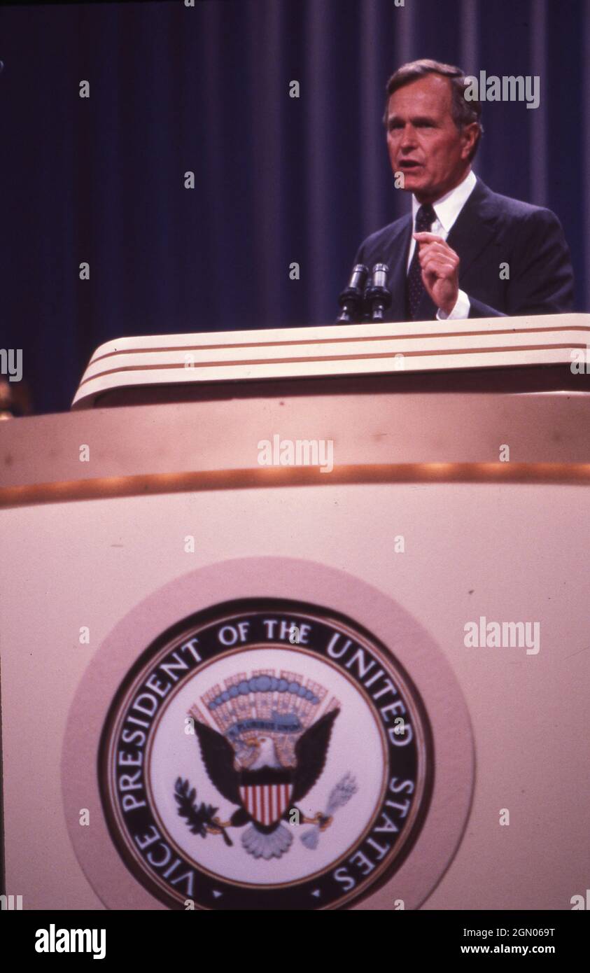 New Orleans Louisiana USA, 1988: Vice-President GEORGE H.W. Bush gives a speech at the Republican National Convention before accepting the party's nomination for presidential candidate. ©Bob Daemmrich Stock Photo