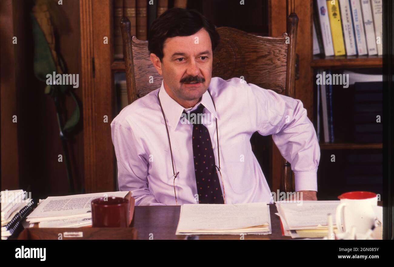Austin Texas USA, circa 1985: Texas Agricultural Commissioner JIM HIGHTOWER in his office at the state agency he heads. ©Bob Daemmrich Stock Photo