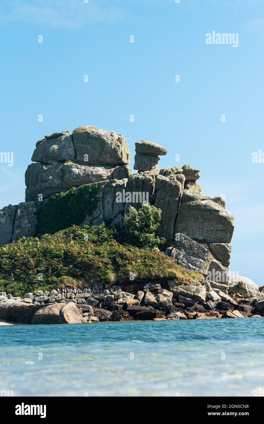 Loaded Camel Rock at Porth Hellick, St Mary's, Isles of Scilly Stock ...