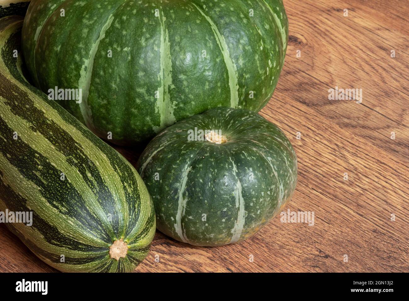 Eating on the floor in the village. Traditional turkey dinner table place  Stock Photo - Alamy