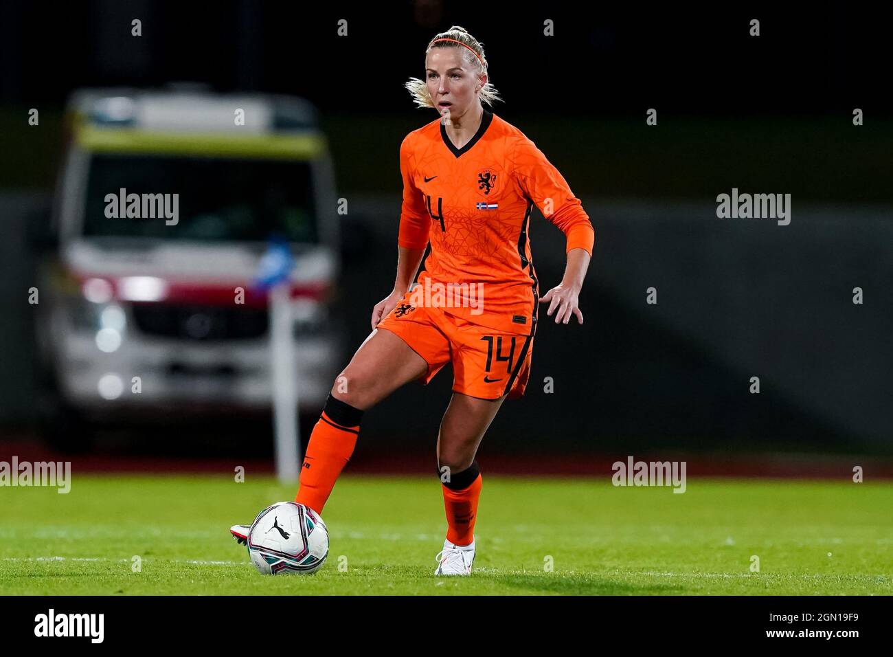 REYKJAVIK, ICELAND - SEPTEMBER 21: Jackie Groenen of the Netherlands during the 2023 FIFA Women's World Cup Qualifying Round Group C match between Iceland and Netherlands at Laugardalsvollur on September 21, 2021 in Reykjavik, Iceland (Photo by Andre Weening/Orange Pictures) Stock Photo