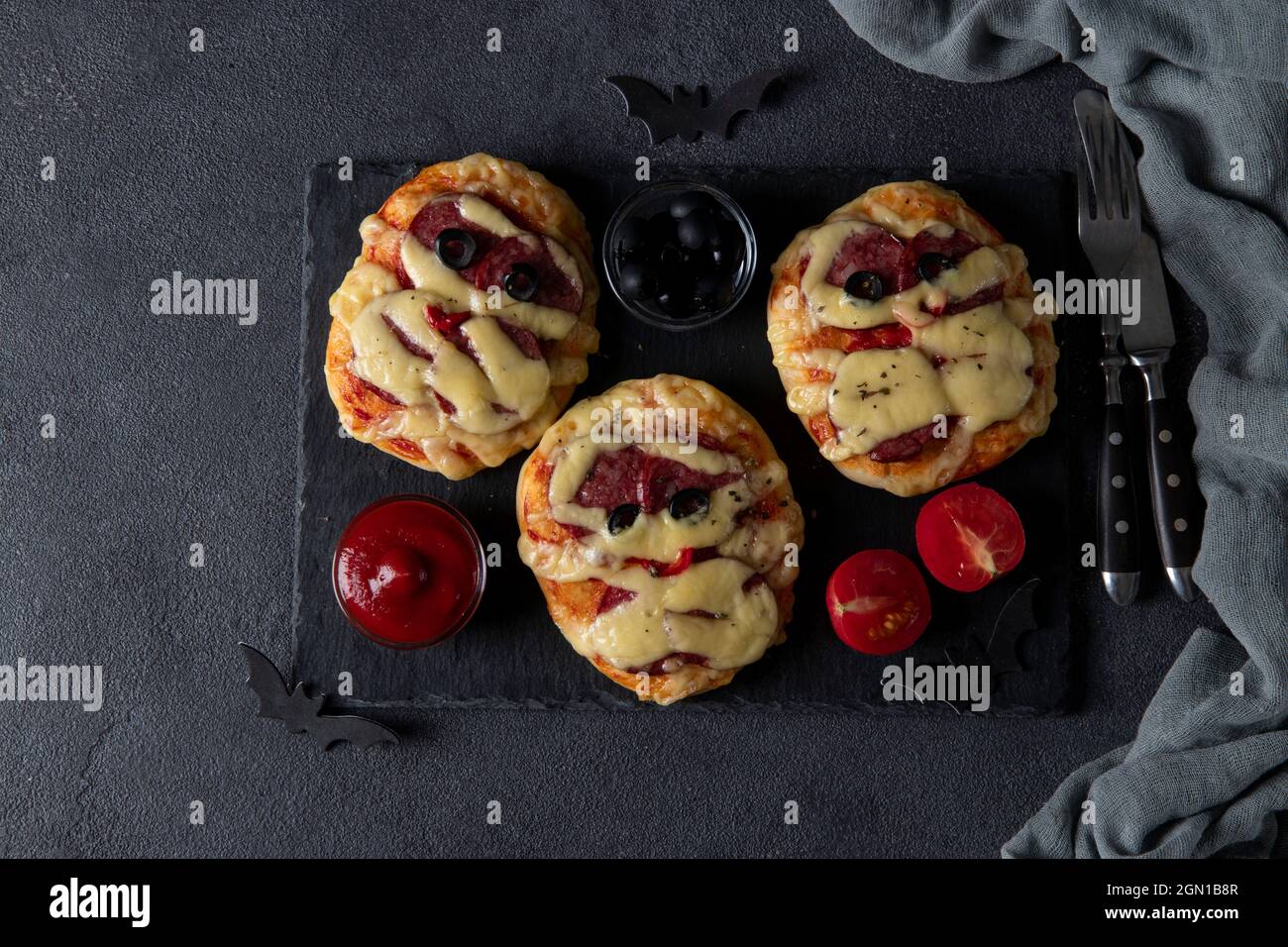 Funny Tomatoes High Resolution Stock Photography and Images - Alamy