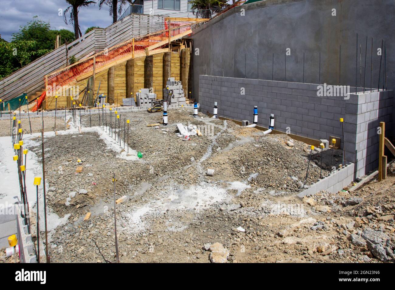 Foundations under construction hi-res stock photography and images - Alamy