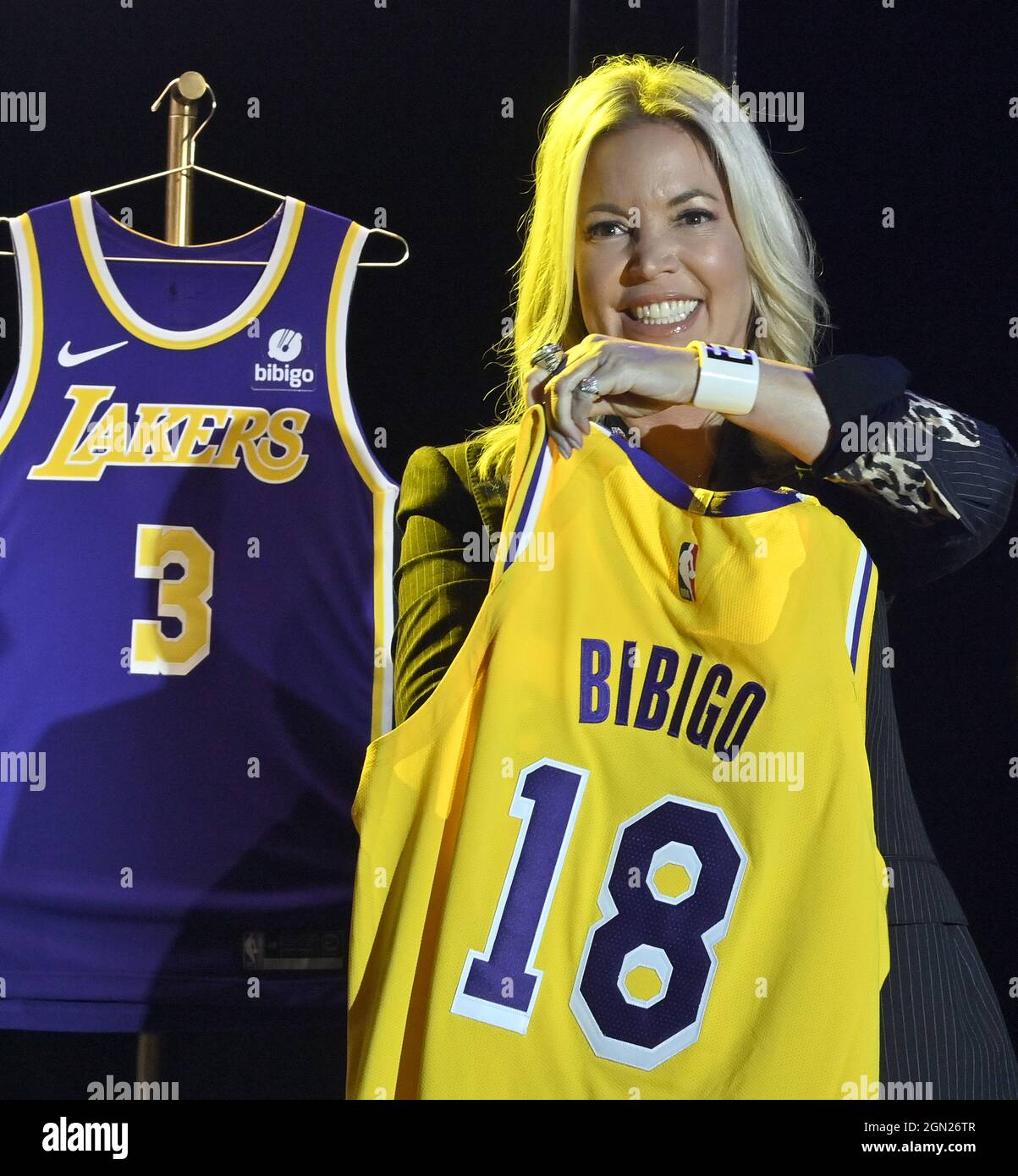 Lakers bibigo Partnership, Los Angeles Lakers