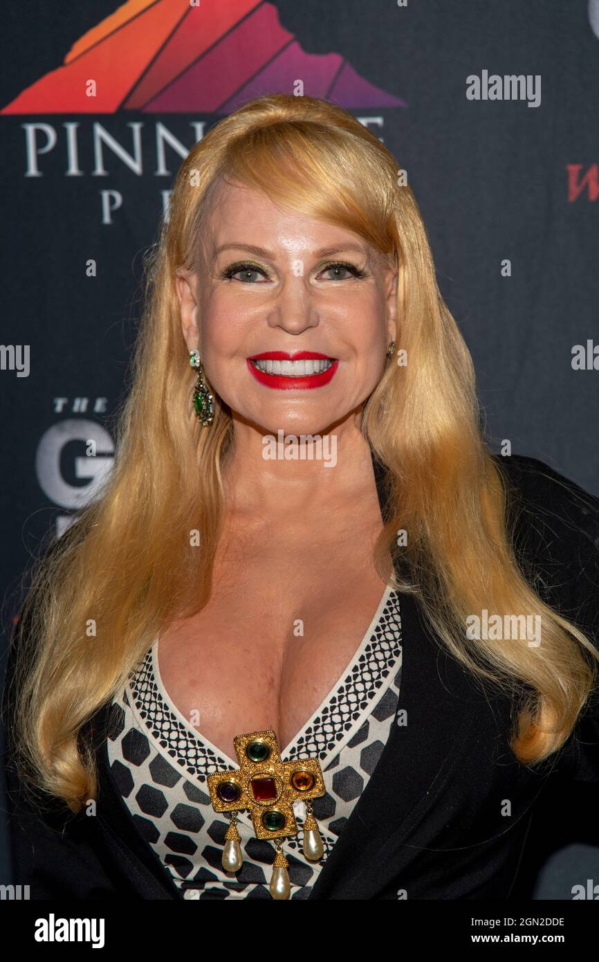 Brenda dickson hires stock photography and images Alamy