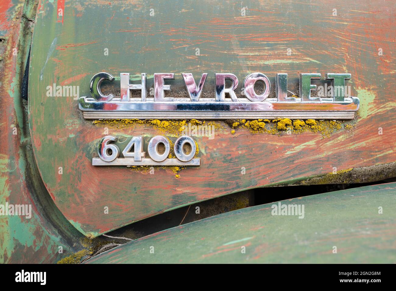 Chrome nameplate on the side of a 1951 Chevy 6400 truck in Idaho, USA Stock Photo