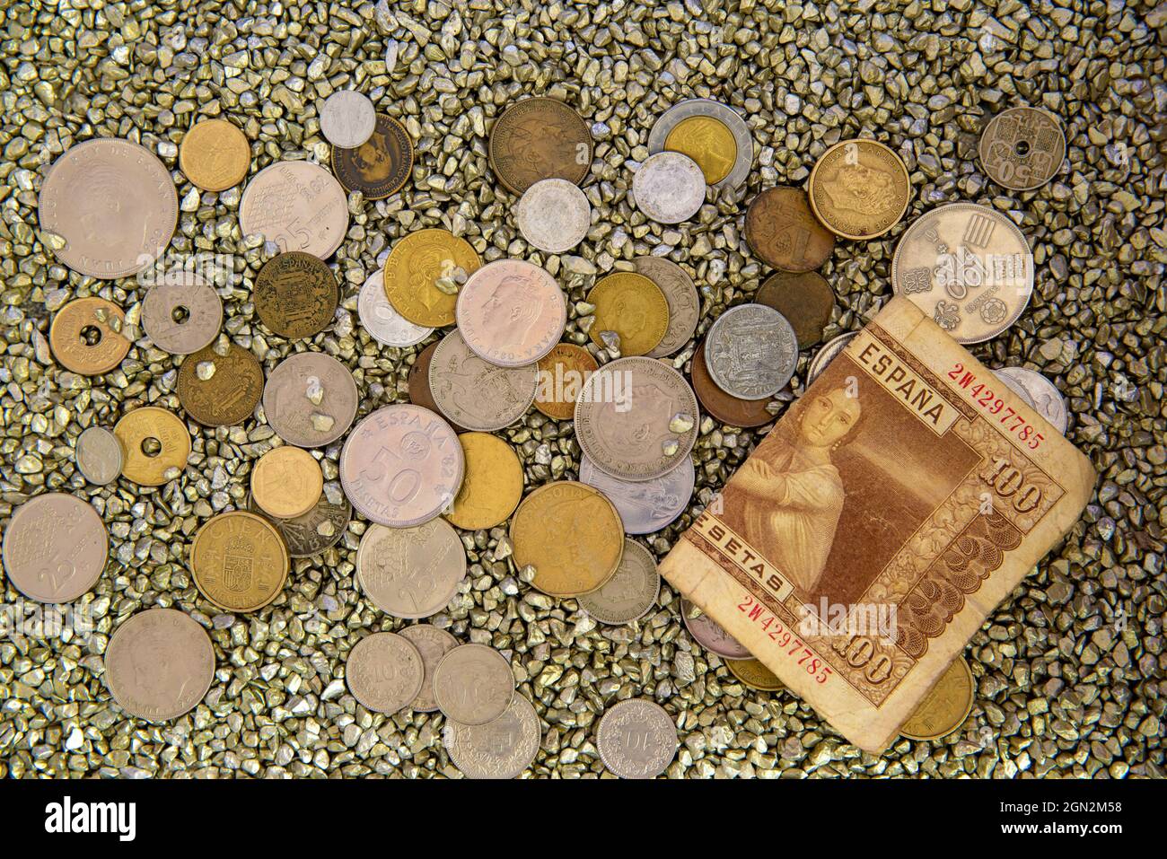 Coins and banknotes of old Spanish currency Peseta Stock Photo