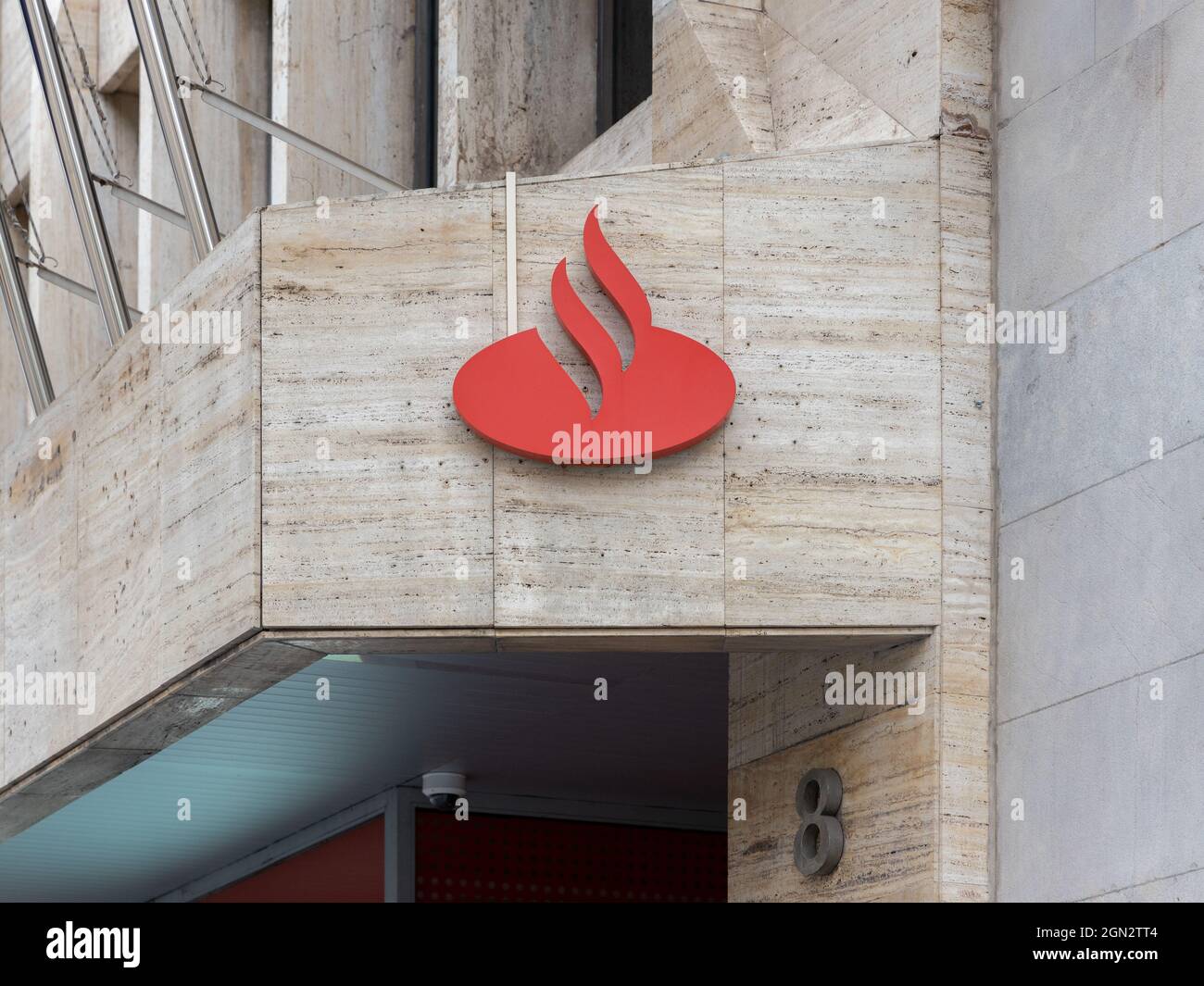 VALENCIA, SPAIN - SEPTEMBER 13, 2021: Banco Santander is a Spanish bank based in Santander. It is one of the most important financial institutions in Stock Photo