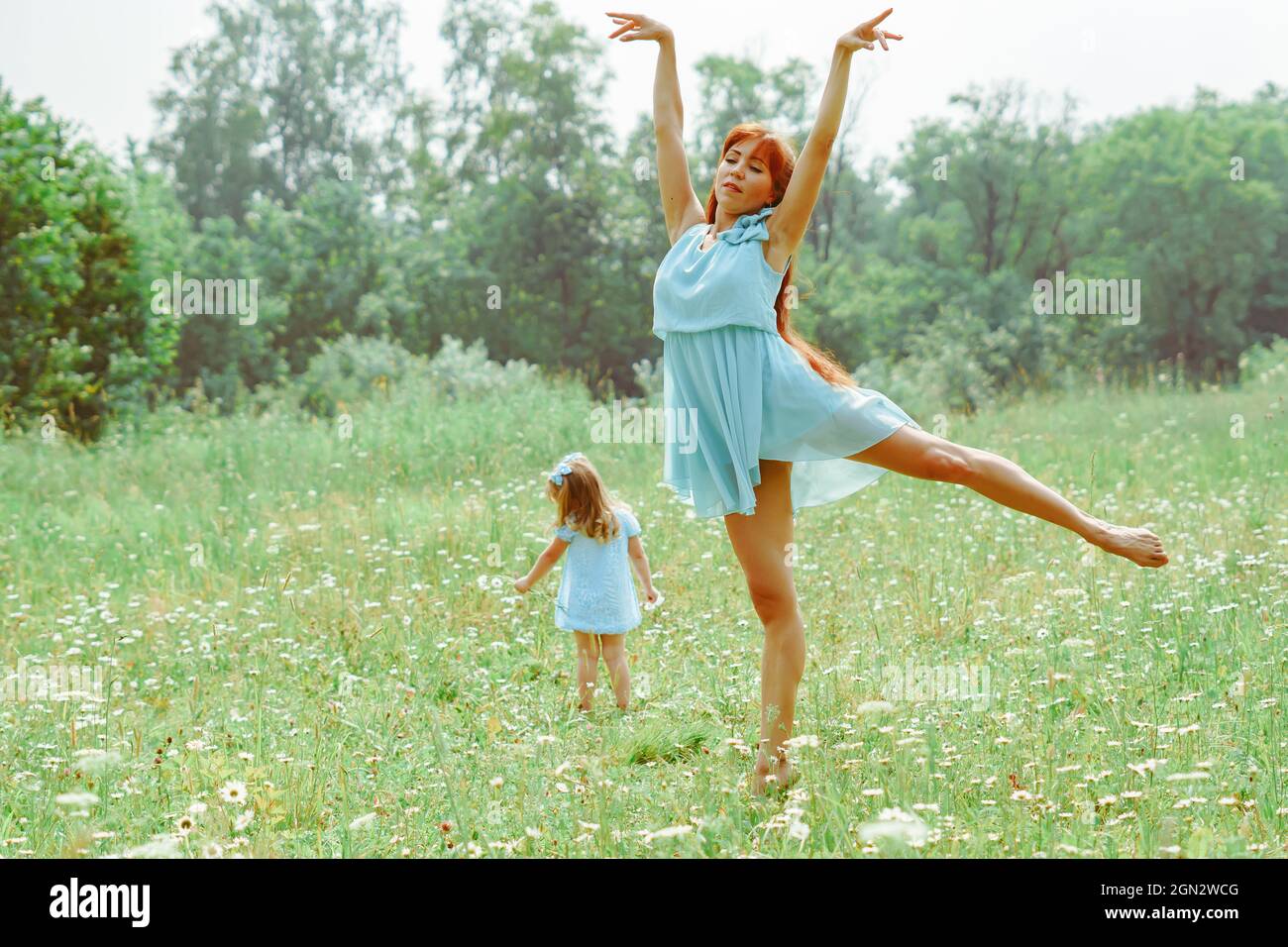 mom dancing with her daughter Stock Photo - Alamy
