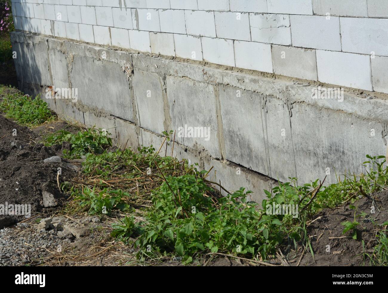 Concrete foundation wall hires stock photography and images Alamy