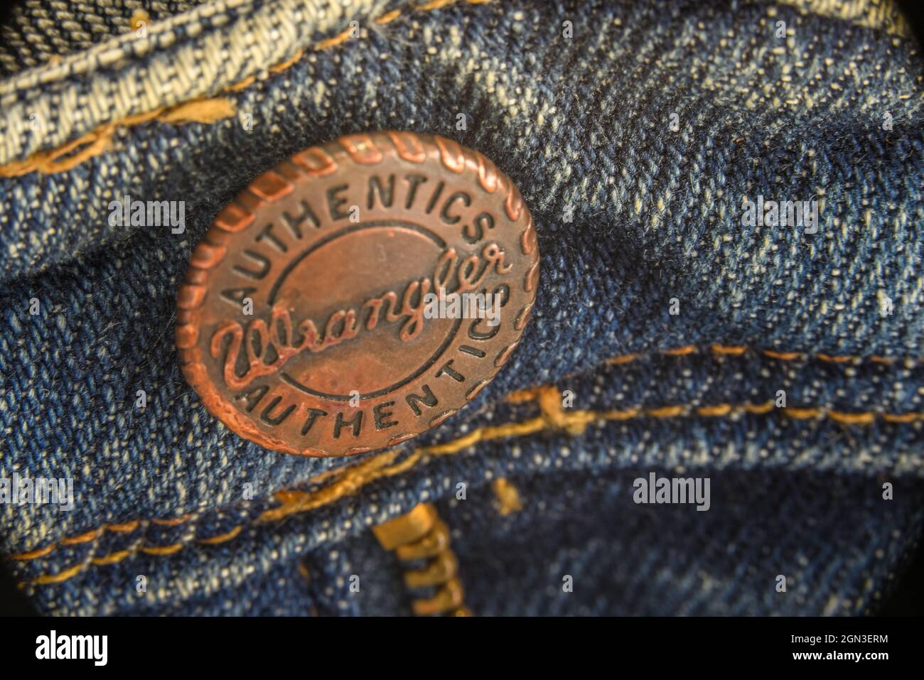 Wrangler jeans button hi-res stock photography and images - Alamy