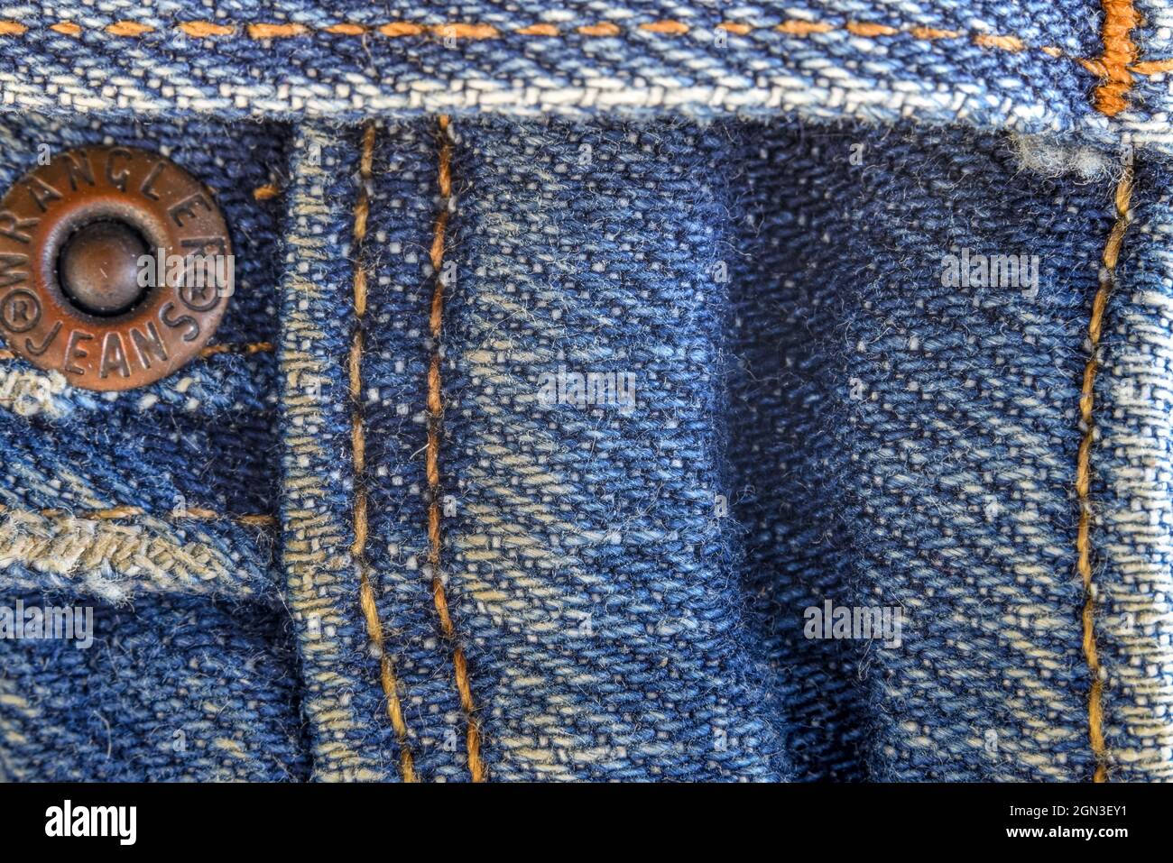 Wrangler jeans button hi-res stock photography and images - Alamy Wrangler jeans button hi-res stock photography and images - Alamy