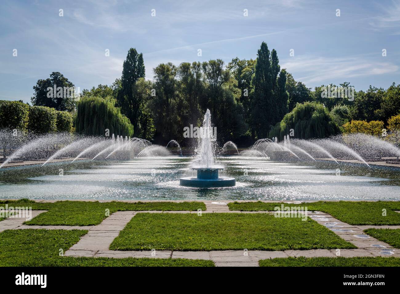 Battersea Park Water Fountains, Battersea Park, London, England, UK