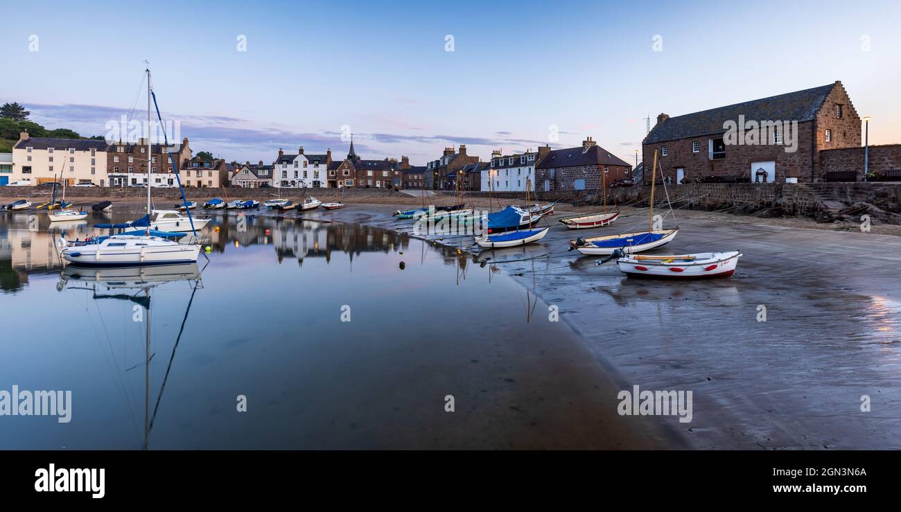 Early morning at Stonehaven, a picturesque harbour town in Aberdeenshire lying to the south of Aberdeen on Scotland's north east coast. Stock Photo