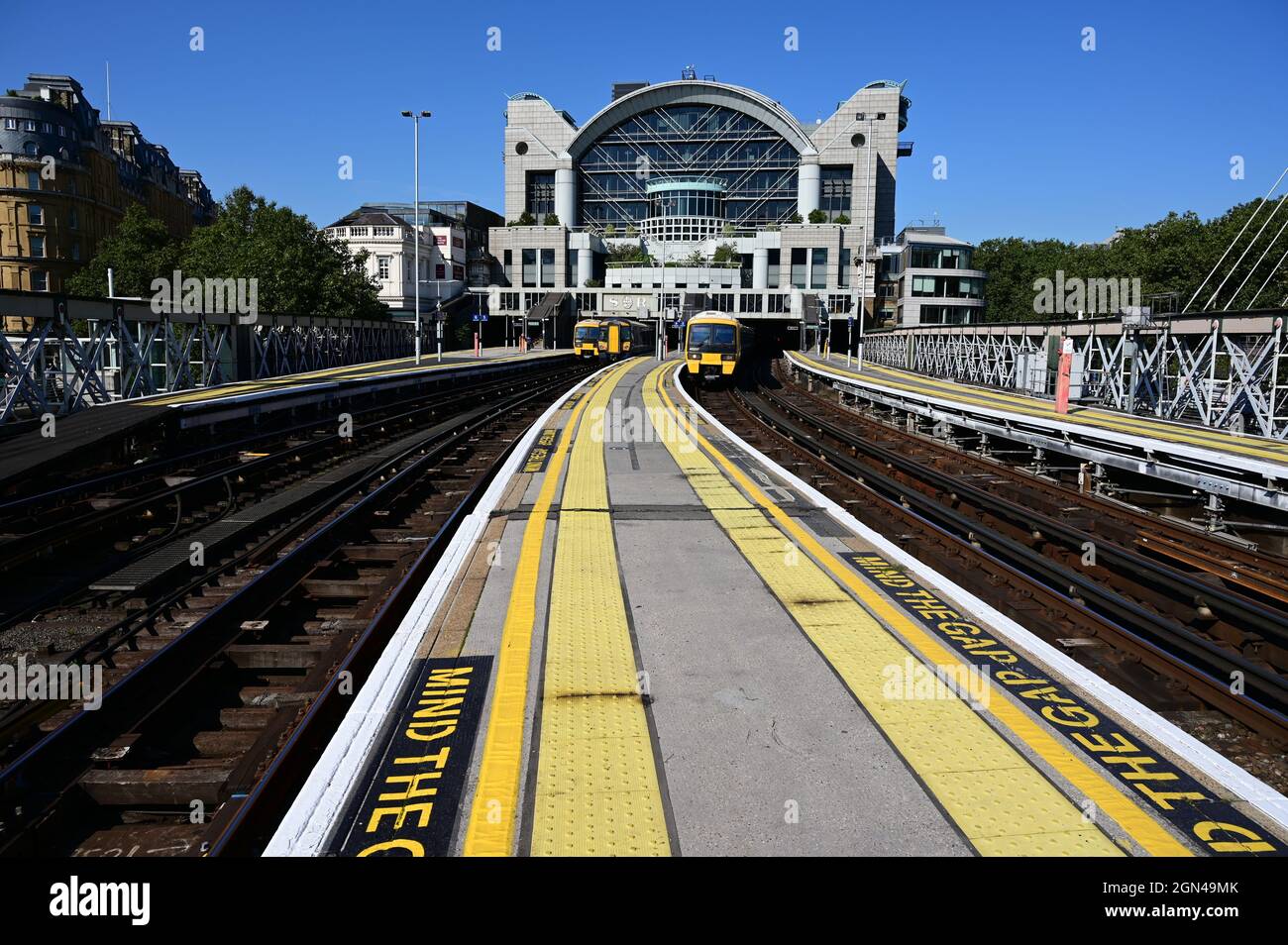 Trains at Charing Cross station Stock Photo Alamy
