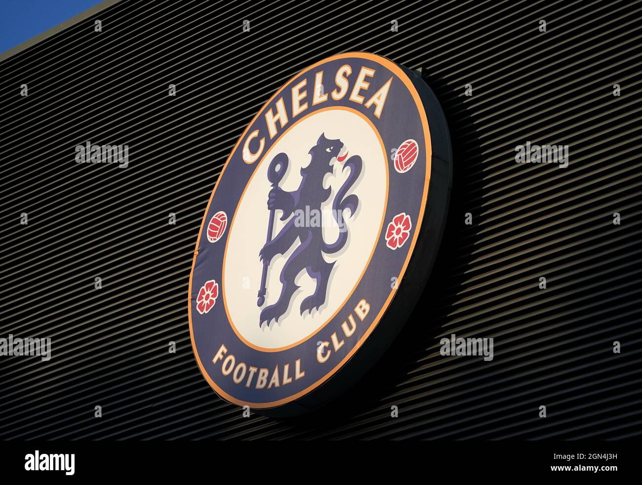 Chelsea football club flag hi-res stock photography and images - Alamy