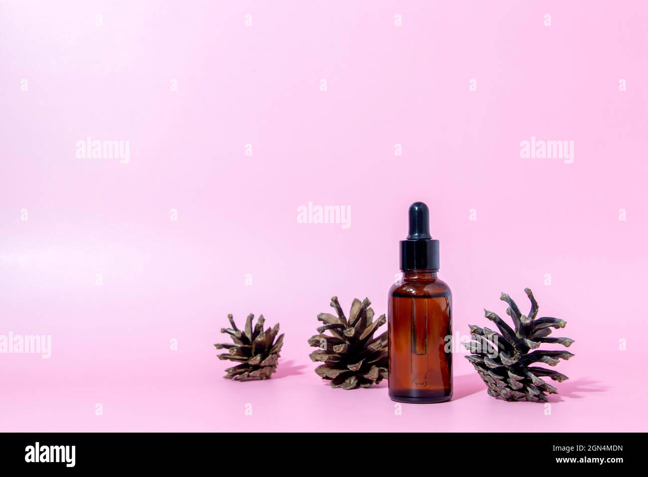 Serum bottle hires stock photography and images Alamy