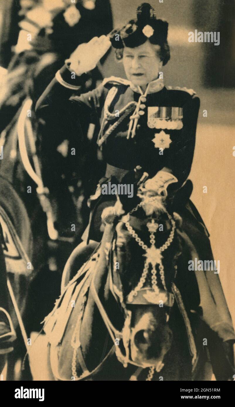 British Queen Elizabeth II horse riding, UK 1989 Stock Photo