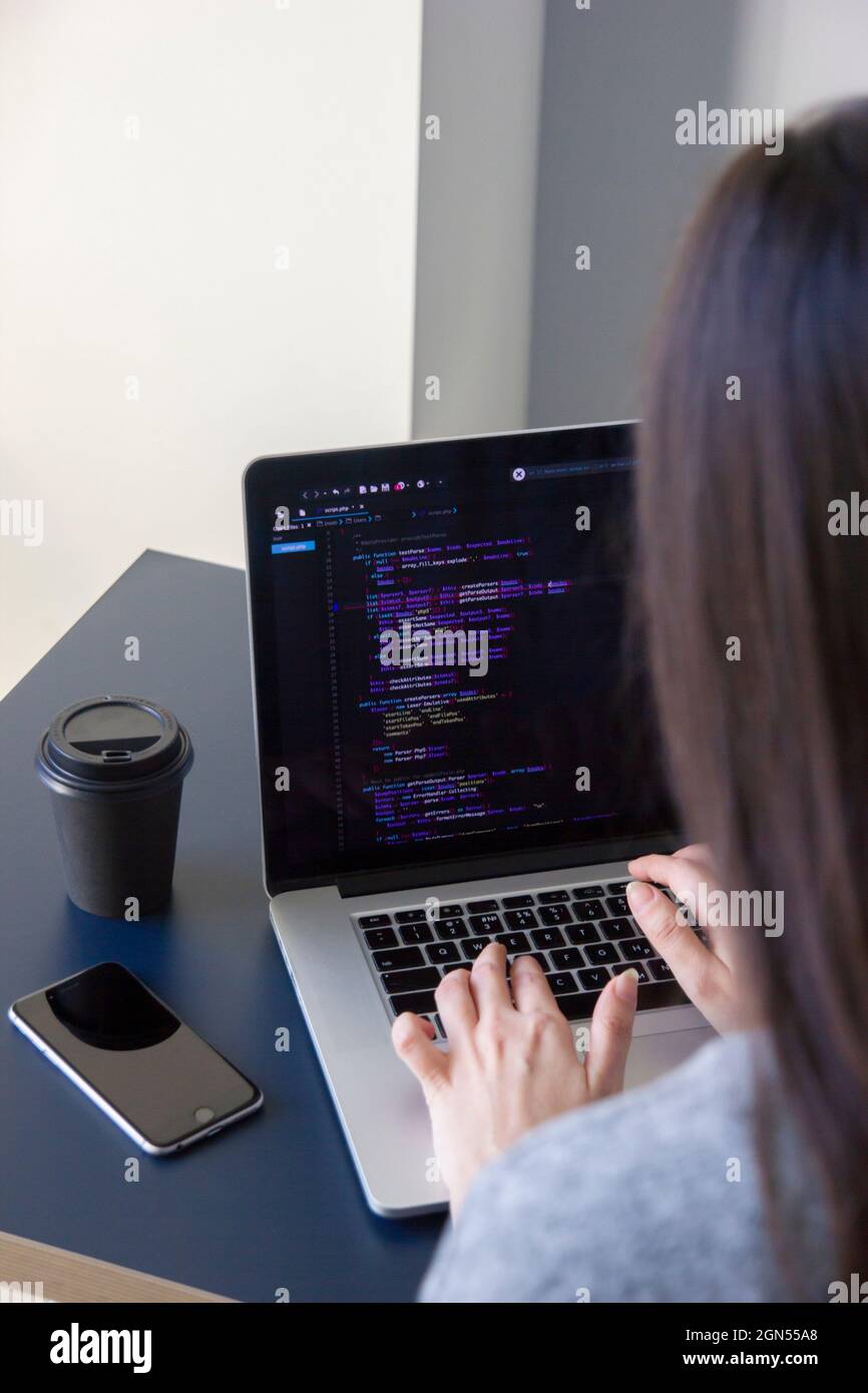 Coding laptop screen hi-res stock photography and images - Alamy