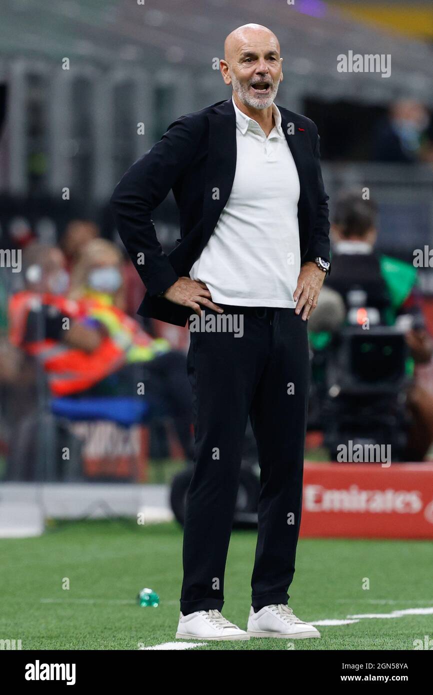 Milan, Italy. 22nd Sep, 2021. Stefano Pioli (AC Milan) during AC Milan vs  Venezia FC, Italian football Serie A match in Milan, Italy, September 22  2021 Credit: Independent Photo Agency/Alamy Live News