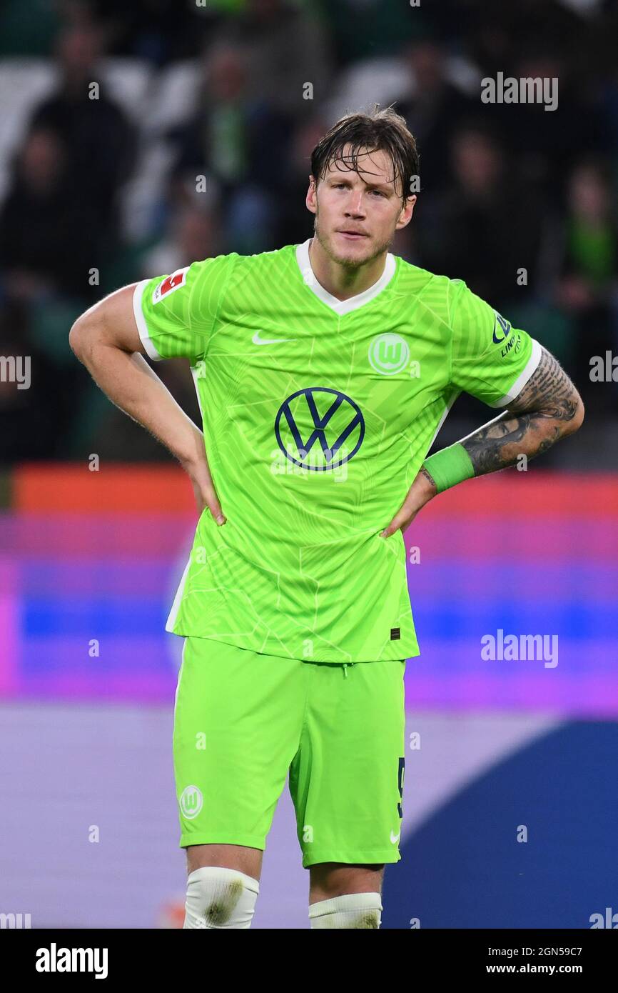 Wolfsburg Germany 19th Sep 2021 Football Bundesliga Vfl Wolfsburg Eintracht Frankfurt Matchday 5 At Volkswagen Arena Wolfsburg S Wout Weghorst Is On The Pitch Credit Swen Pfortner Dpa Important Note In Accordance