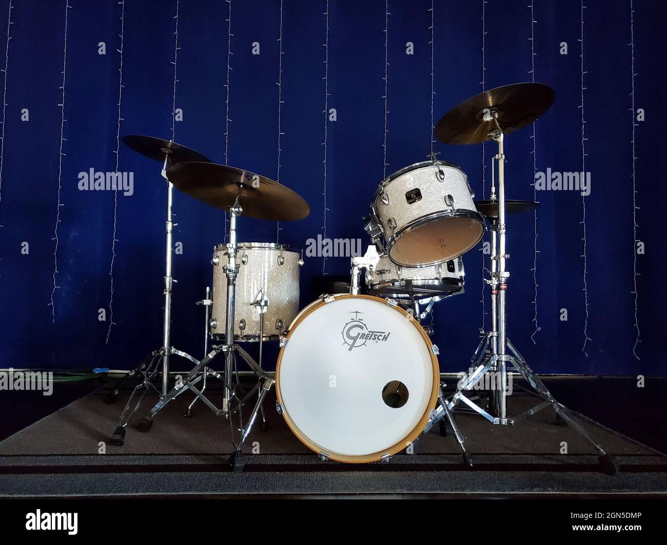 Gretsch drum set on the stage in the 100 Men D.B.A. Hall, a blues trail and Chitlin Circuit venue in Bay St. Louis, Mississippi Stock Photo