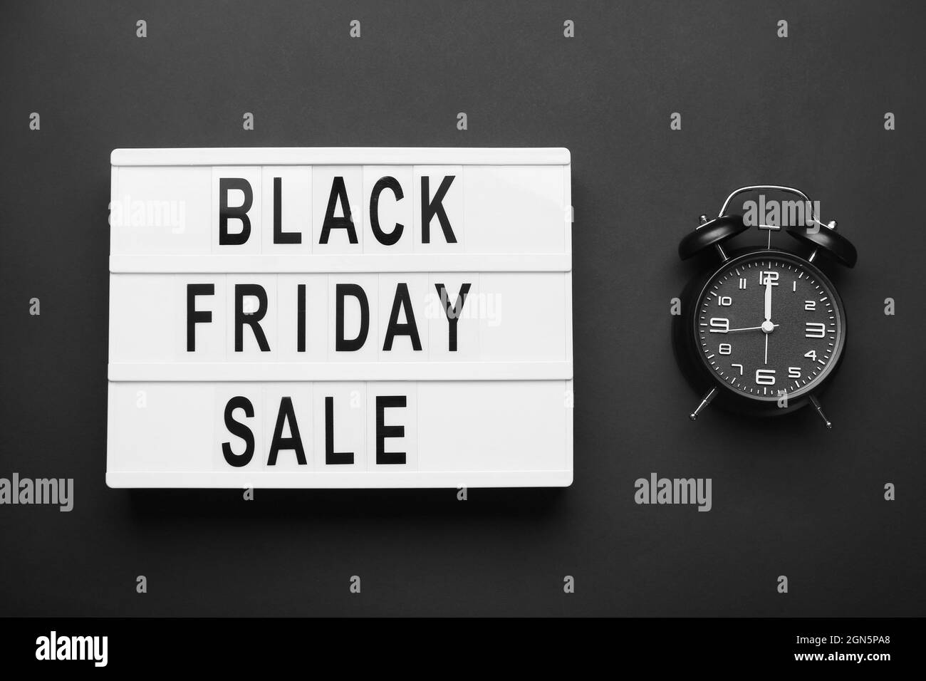 Mall clock Black and White Stock Photos & Images Alamy