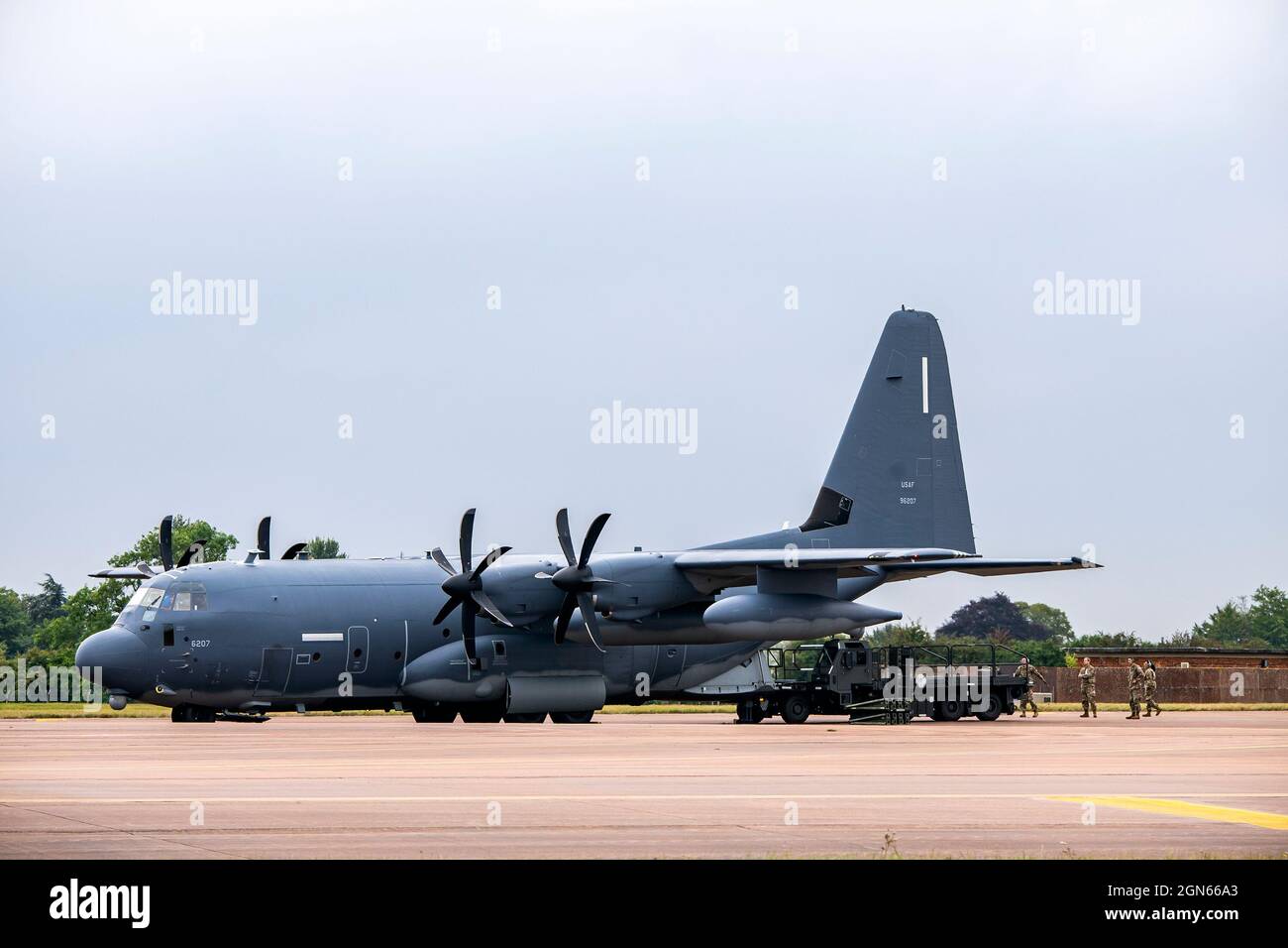 Aircrew of a MC-130J Commando II assigned to the 352d Special ...