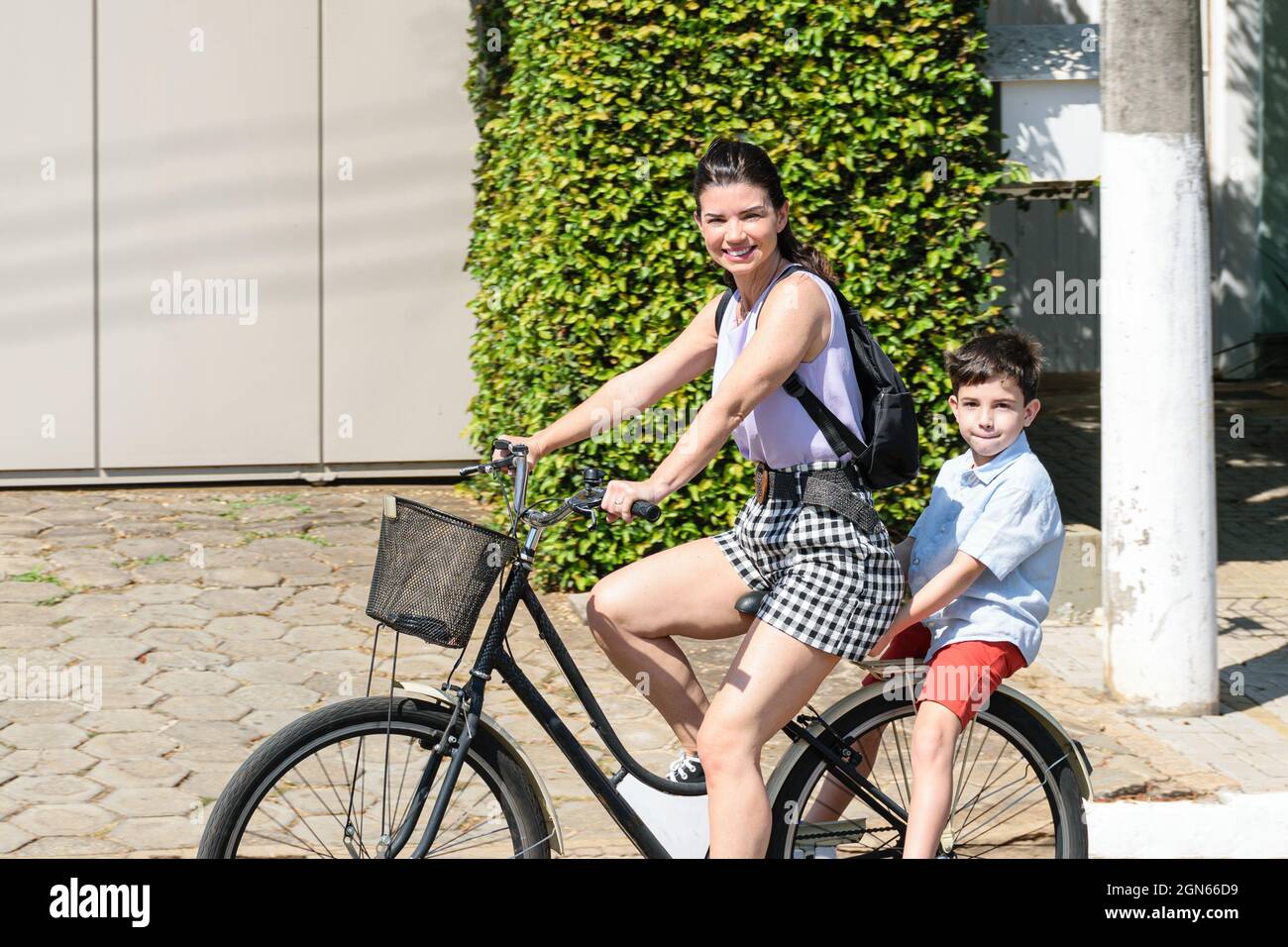 Bicycle for mom and baby online