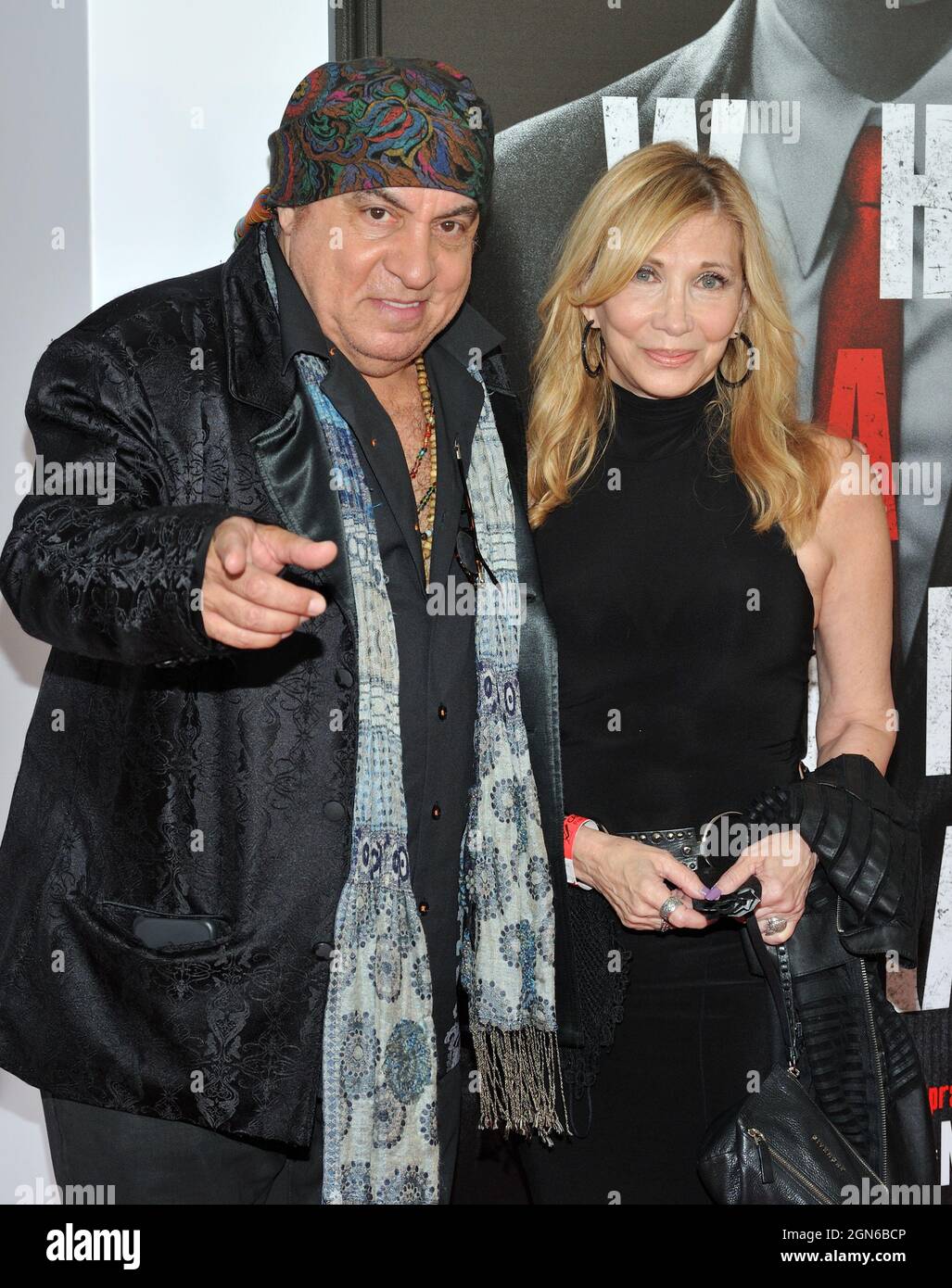 New York, USA. 22nd Sep, 2021. L-R: Steven Van Zandt and Maureen Van Zandt attend the premiere of The Many Saints of Newark at the Beacon Theater in New York, NY on September 22, 2021. (Photo by Stephen Smith/SIPA USA) Credit: Sipa USA/Alamy Live News Stock Photo