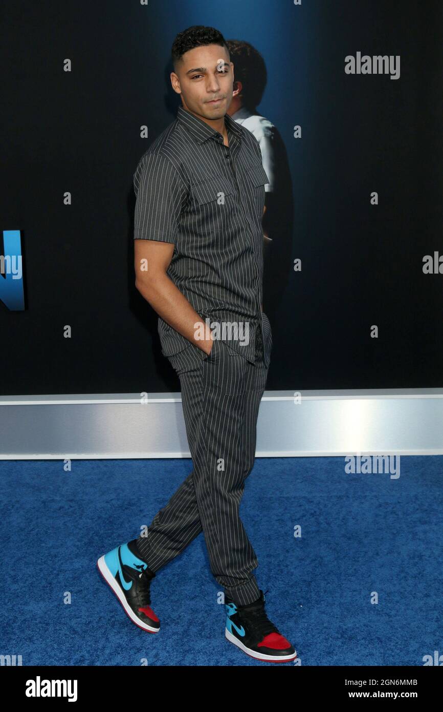 LOS ANGELES - SEP 22: Michael Evans Behling at the Dear Evan Hansen  Premiere at the Disney Concert Hall on September 22, 2021 in Los Angeles,  CA Stock Photo - Alamy