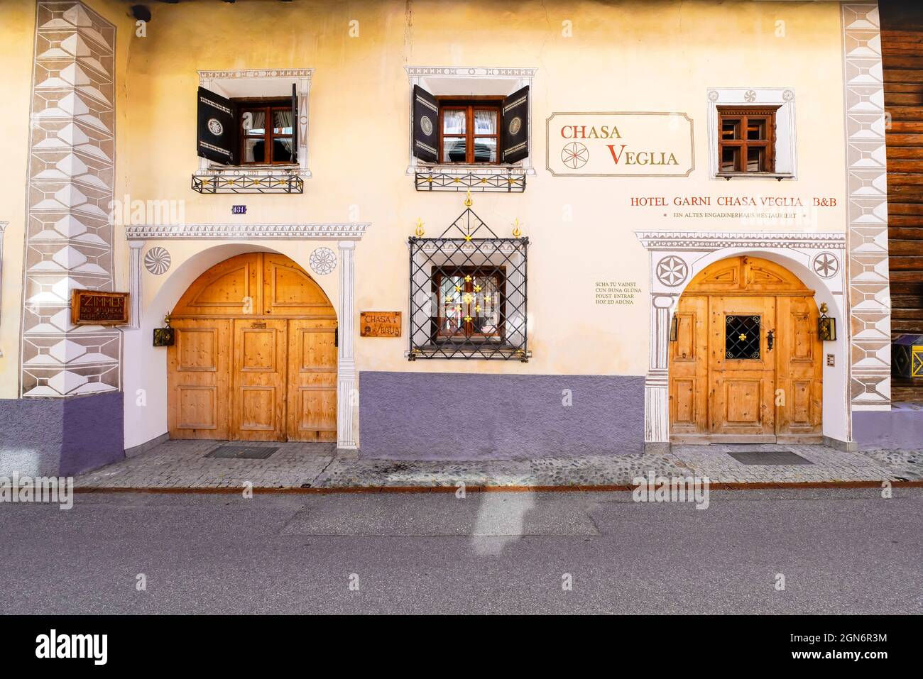 Hotel Chasa-Veglia picturesque building in Zernez, Switzerland, Zernez is municipality of  Canton of Graubünden in Switzerland. Zernez (1474 m abov Stock Photo