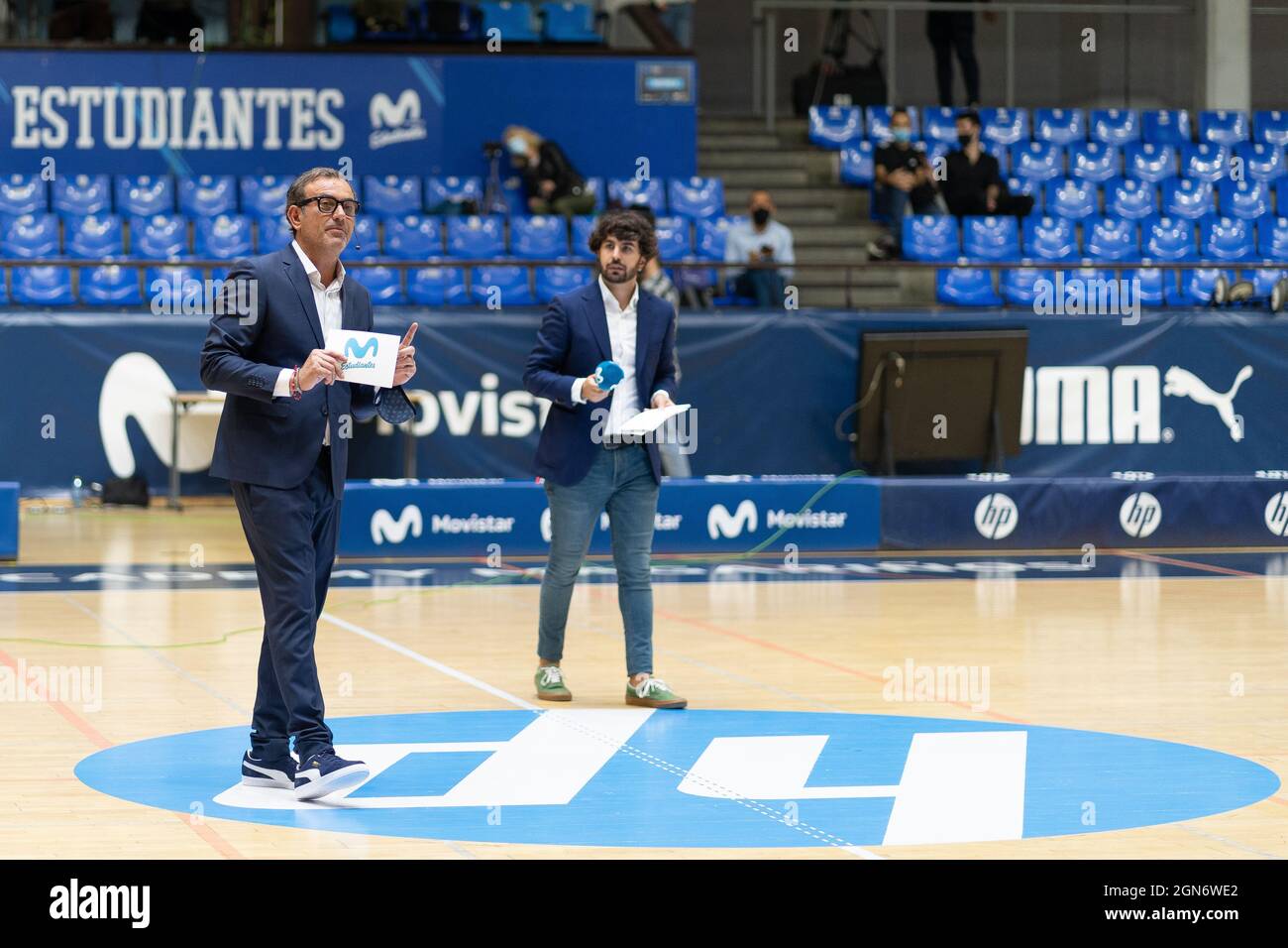MADRID, SPAIN - 22 SEPTEMBER 2021: Iyi Mart’n (left), speaker of Movistar Estudiantes.  Credit: Oscar Ribas Torres/Medialys Images/Alamy Live News Stock Photo