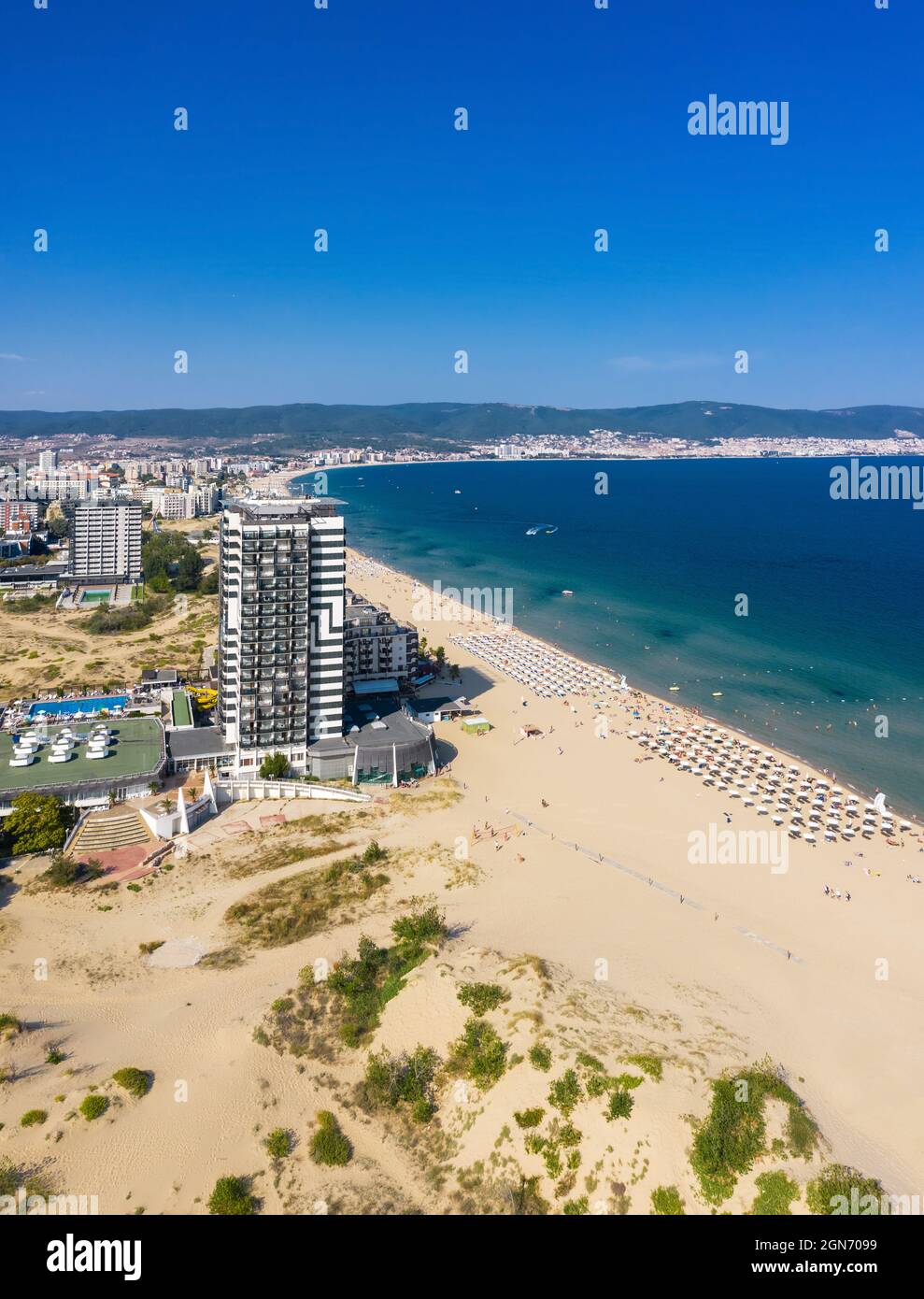 Sunny panorama beautiful resort beach hi-res stock photography and ...