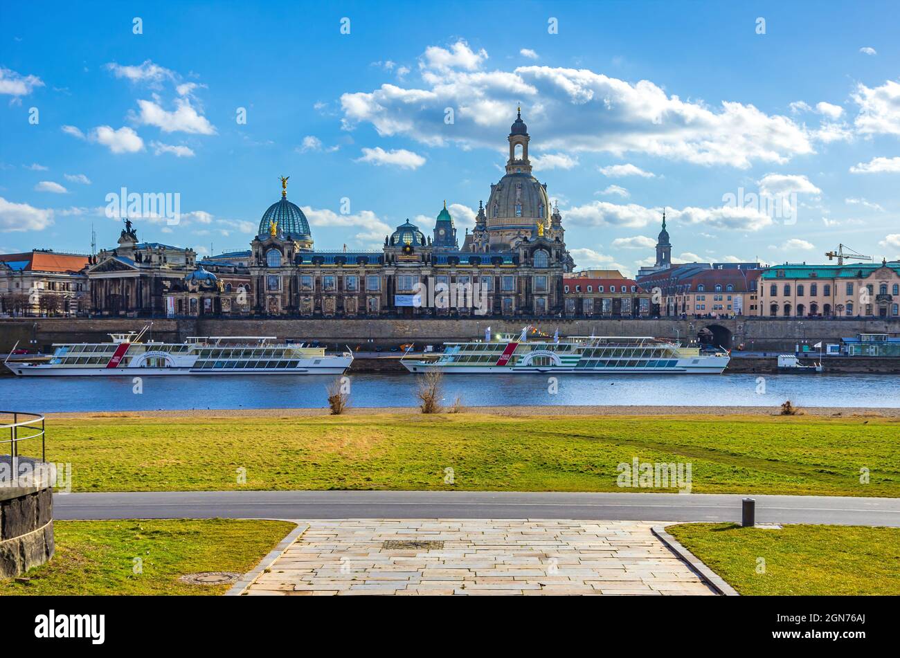 Dresden, Saxony, Germany: Historical Old Town scenery at the Terrassenufer riverside seen from the Königsufer riverside. Stock Photo