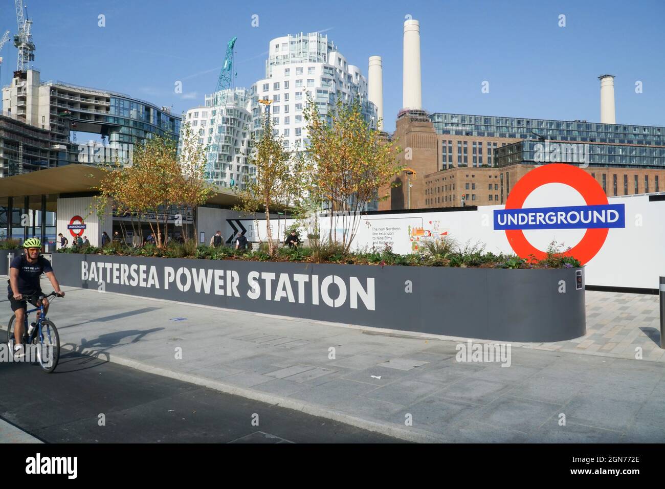 London Uk 22 September 2021 The New Northern Line Extension Runs To