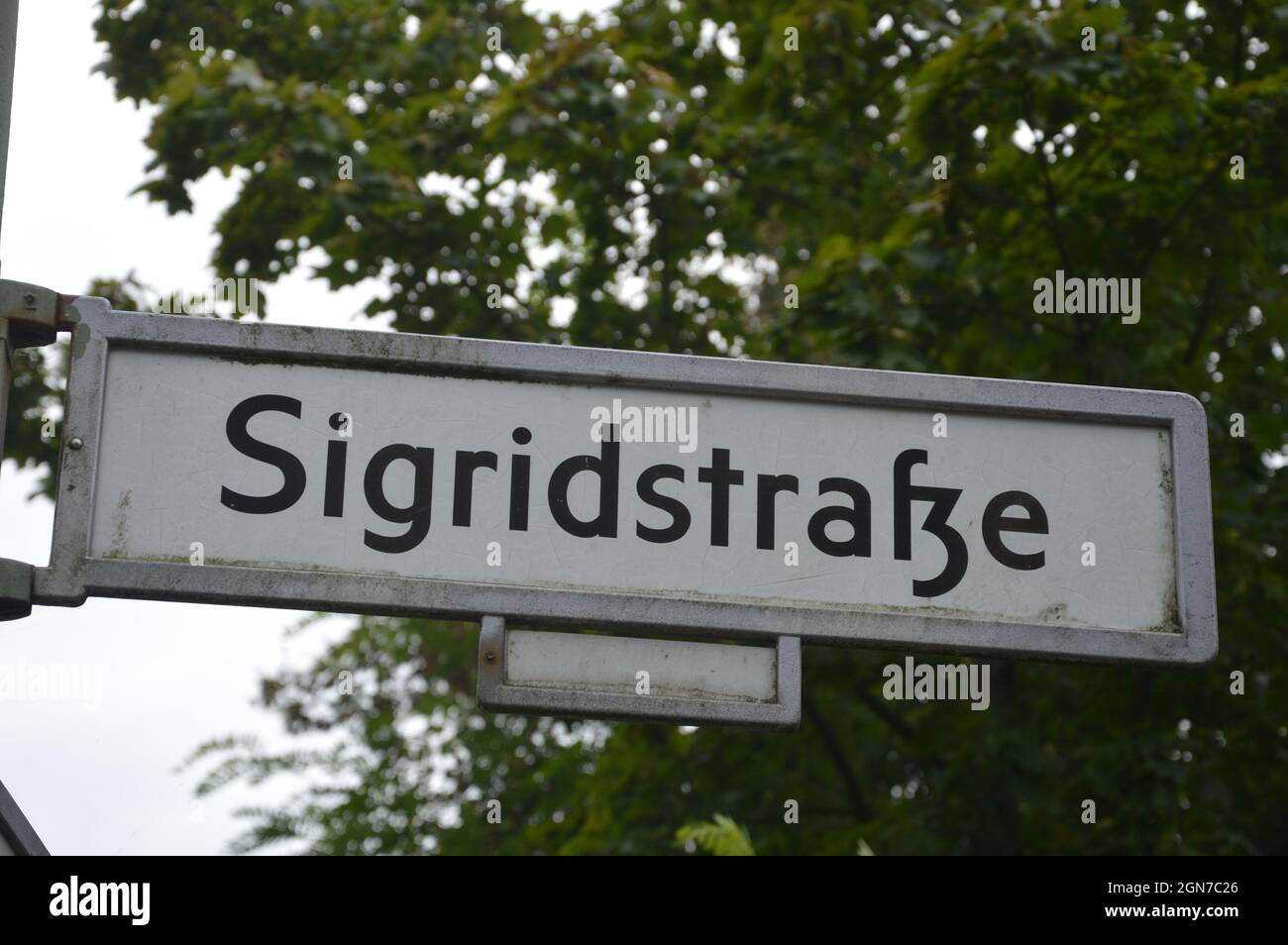 Sigridstrasse - Street name sign in Prenzlauer Berg, Berlin, Germany - Septemper 21, 2021. Stock Photo