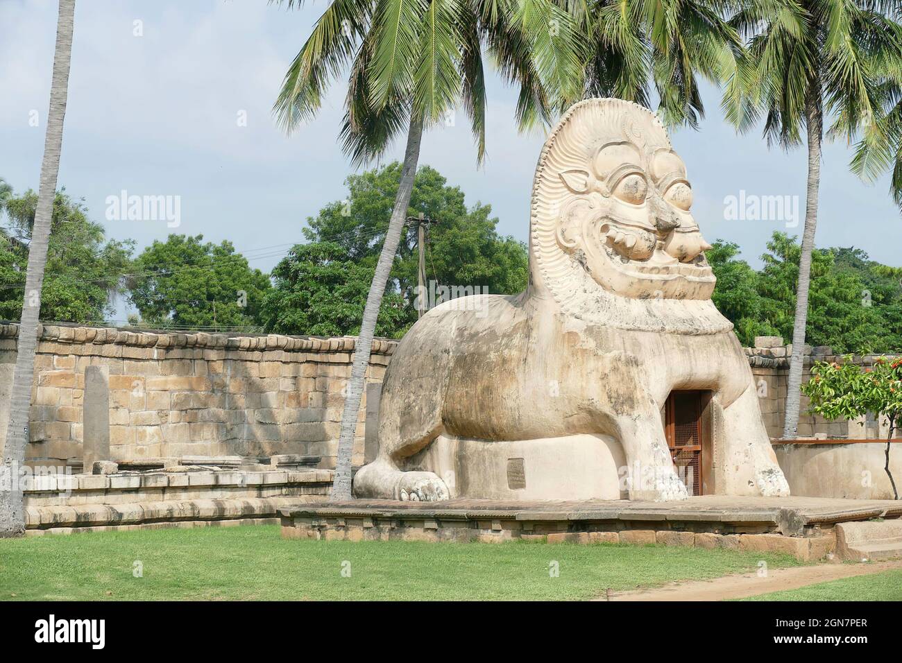 The sculpture of lionwell in the Gangaikonda Cholapuram Temple in