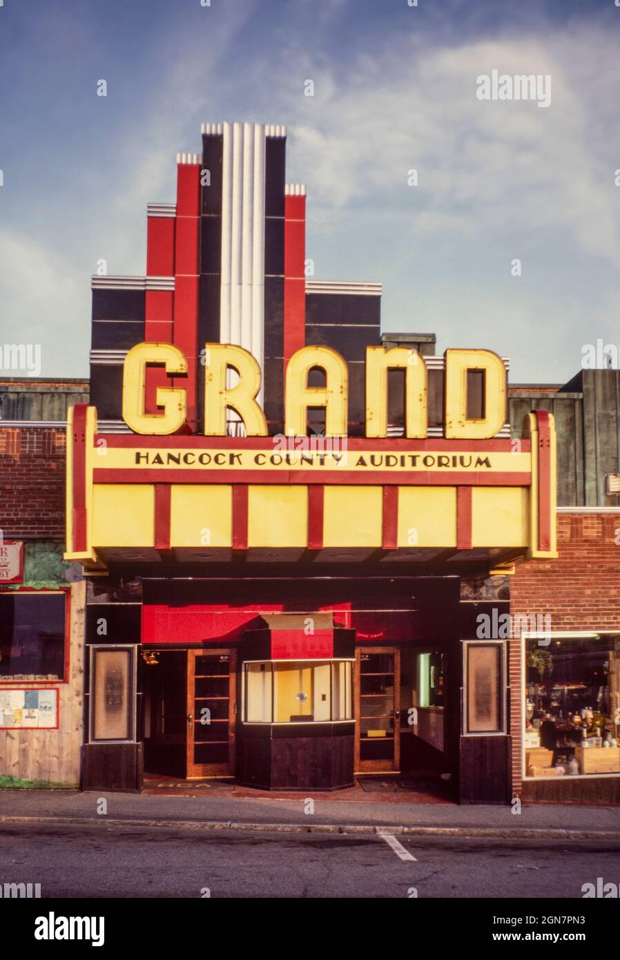 New Strand Theater High Resolution Stock Photography And Images Alamy