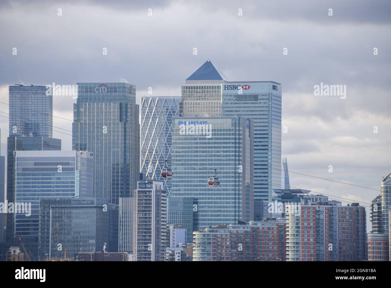 Hsbc building at canary wharf 2021 hi-res stock photography and images ...