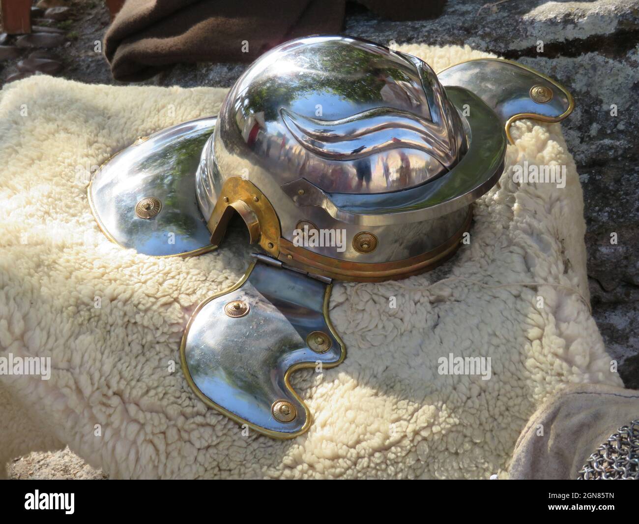 Wellmade steel Roman galea helmet with brass rivets and reinforcements