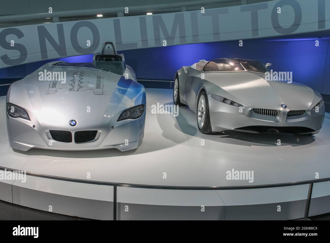 BMW h2r hydrogen record car