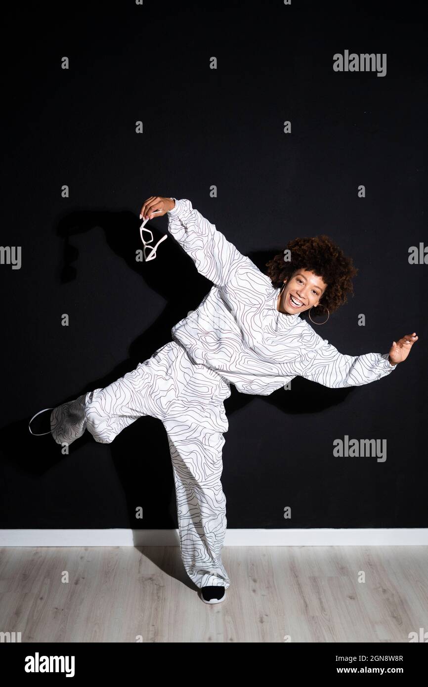 Young woman dancing studio hi-res stock photography and images - Alamy